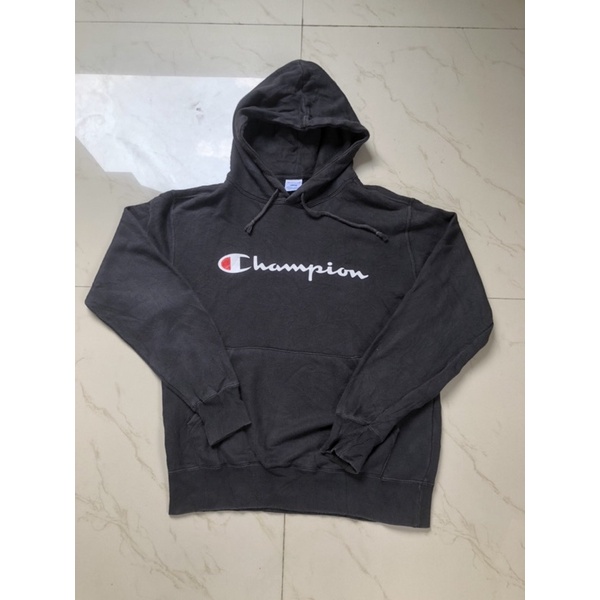 Hodie champion second