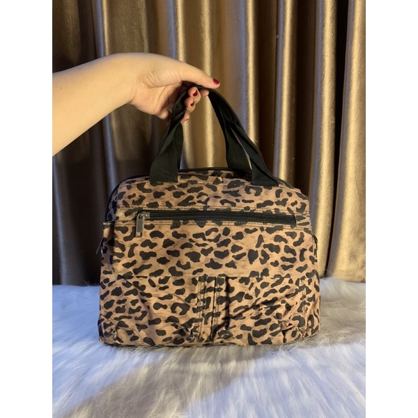 Tas Leopard preloved