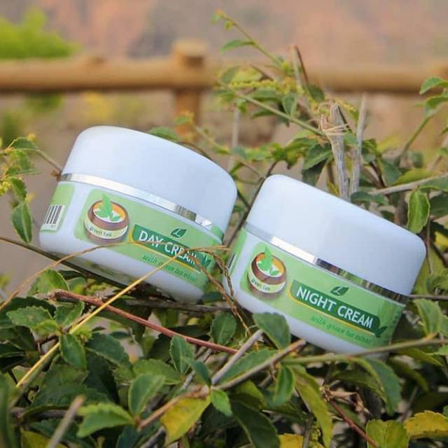 Day cream dan Night Cream #larissa
