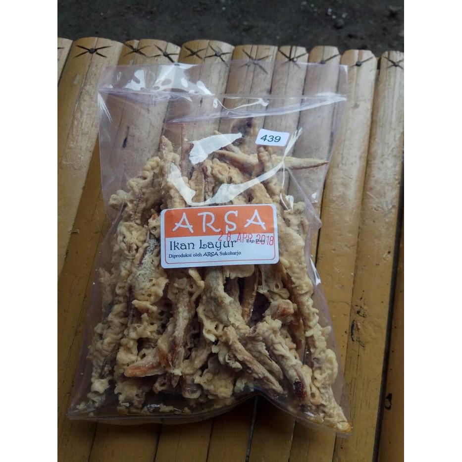 kripik ikan layur / gereh layur makanan tradisional kripik ikan layur / gereh layur
