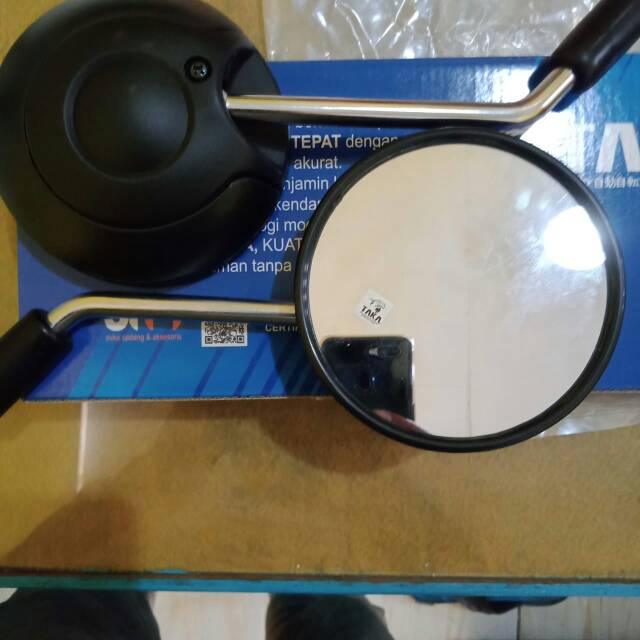 Dijual Kaca Spion Honda Scoopy berkualitas original.