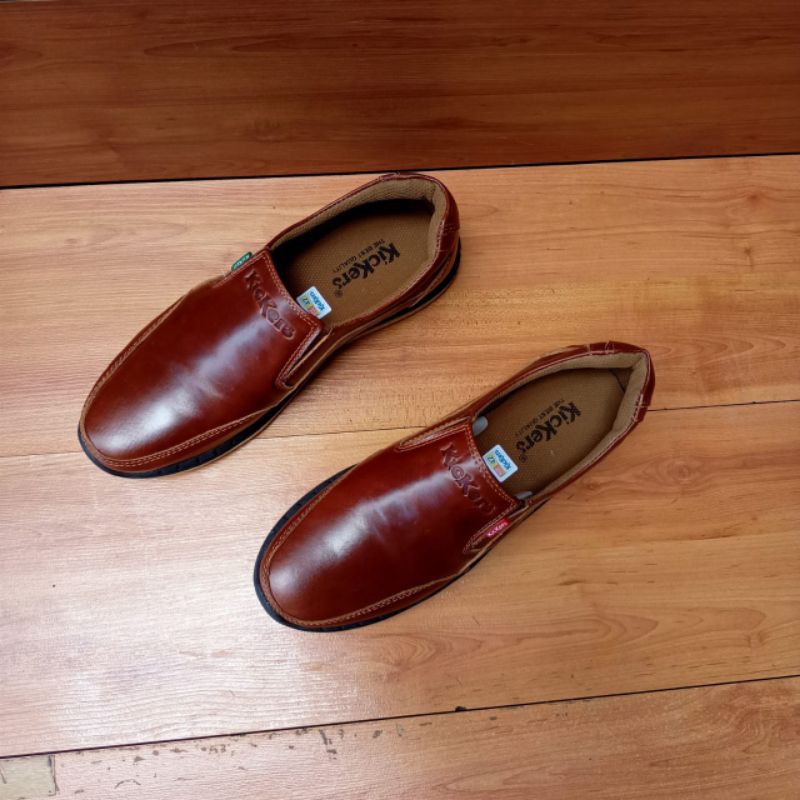 Kickers Sepatu Kasual Casual Kulit Asli Pria Elegan Murah Slip On Santai Kulit Full 100% Kode KC85