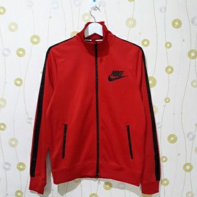Jaket tracktop nike red taped