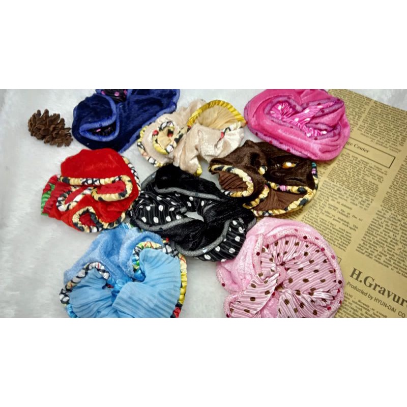 KUNCIR RAMBUT JUMBO WARNA RANDOM HARGA/PCS