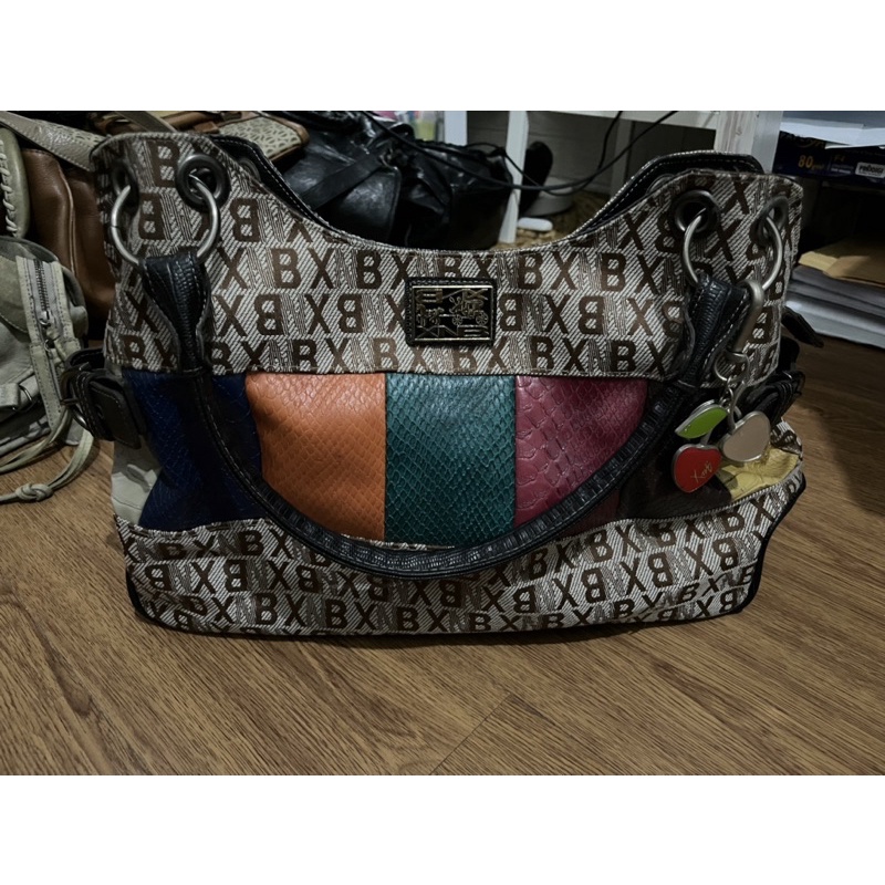 PRELOVED HOBO BNX KANVAS MIX KULIT