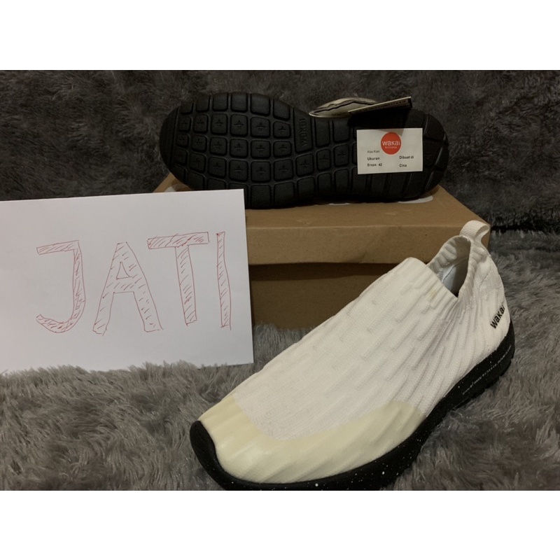 Wakai Gyou Shiro/Black Original BNIB