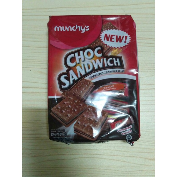 

Biskuit chocolate sandwich munchys 300gram