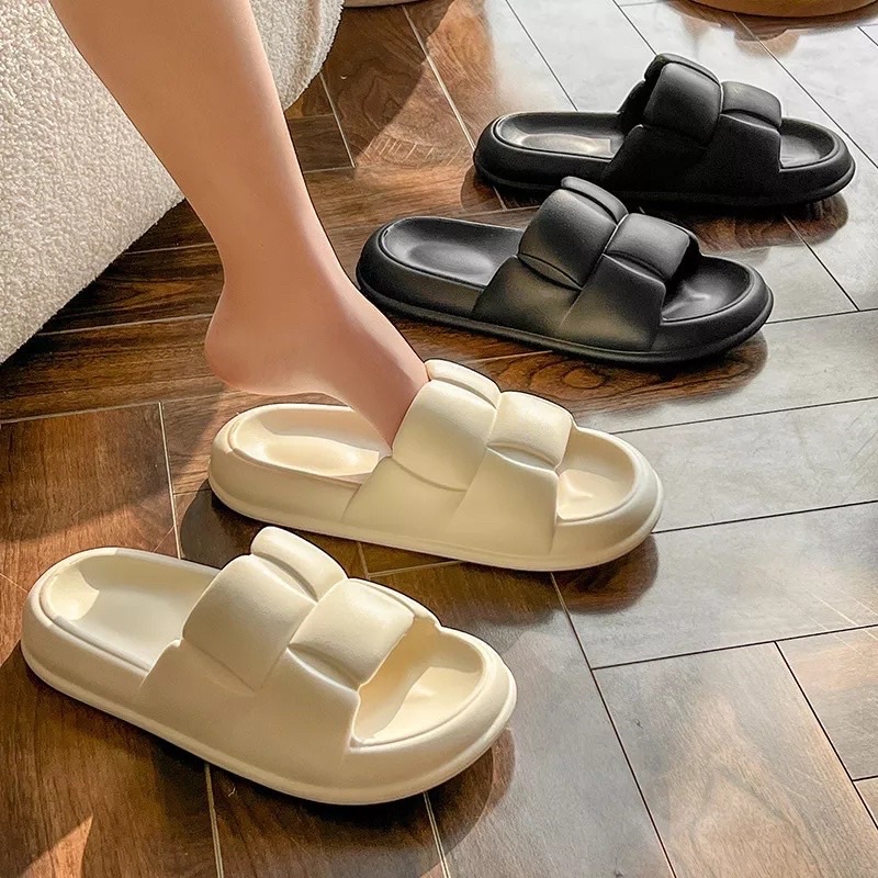 puffy sandals / sandal lucu / sandal unik / sendal empuk