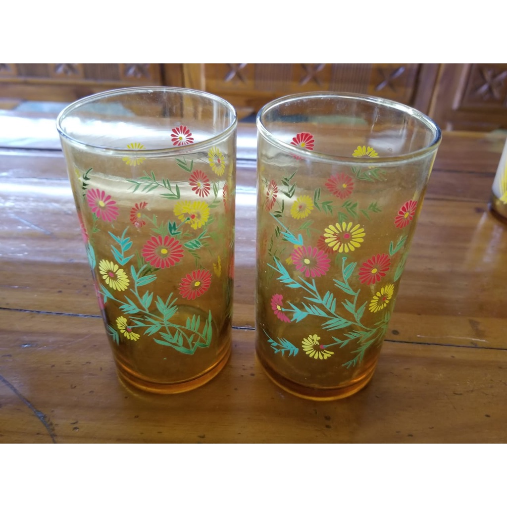 Gelas antik gelas jadul gelas lawas gelas kuno