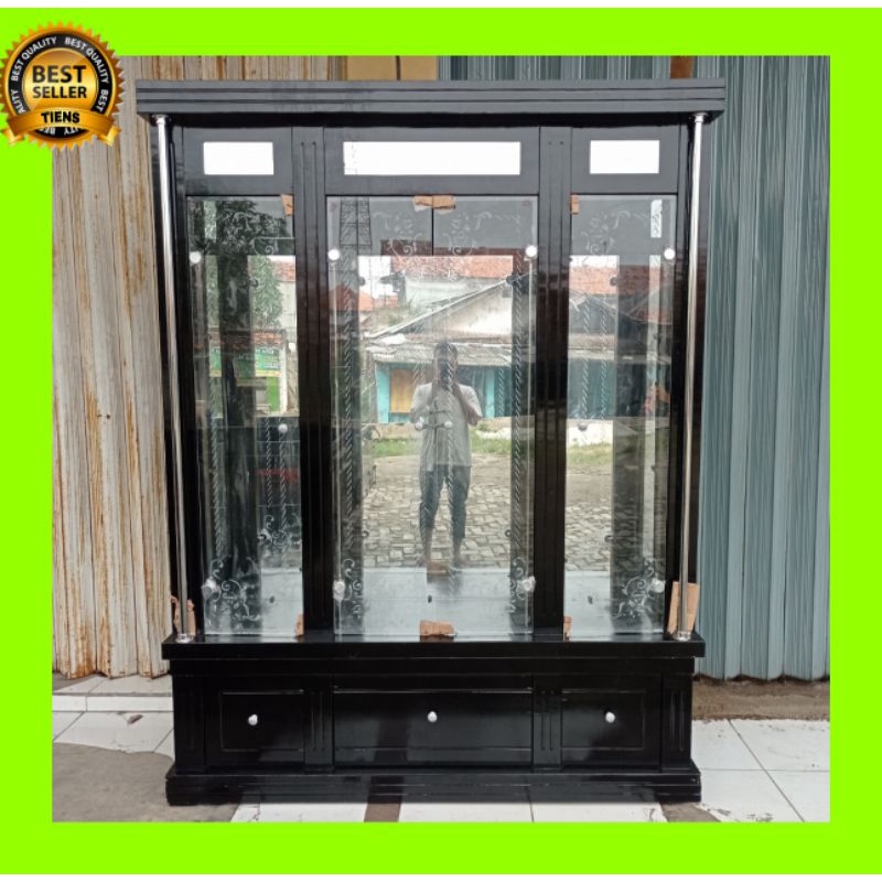 lemari hias 4 pintu / lemari Displey / lemari pajangan