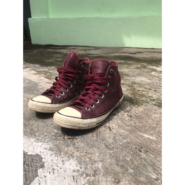 converse leather merah maroon