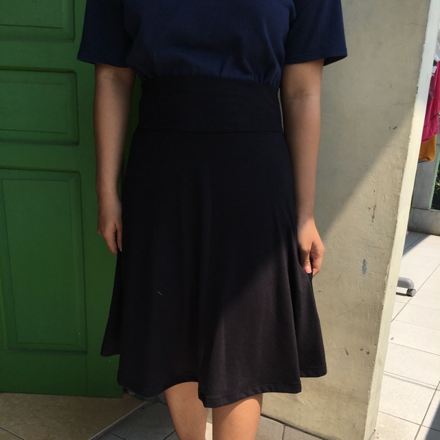 Rok hitam preloved