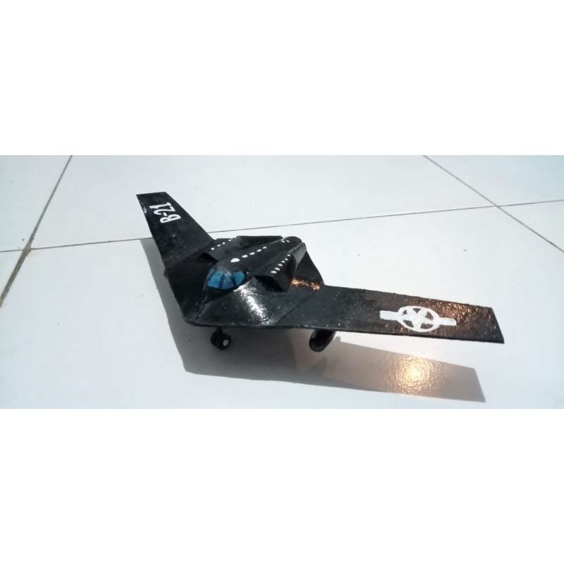miniatur pesawat bomber modern warship B-21 Raider