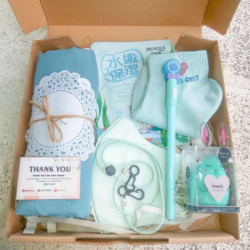 

HAMPERS | GIFTBOX | KADO CUSTOM WARNA JEMBER
