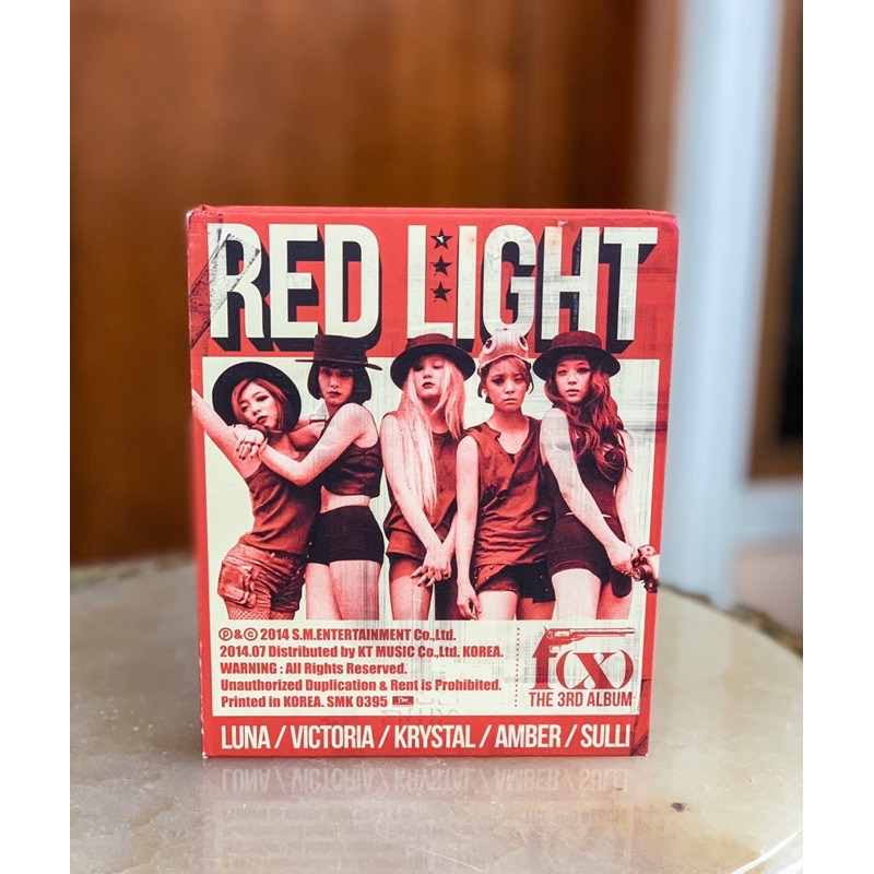 f(x) Red Light Album (2014)