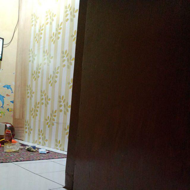 Wallpaper Dinding Murah Ruang Tamu Rumah Kamar Tidur Garis Hijau Berdaun Terbagus Terlaris Elegan