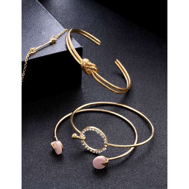 LRC Gelang Tangan Fashion Gold Multi-layer Bracelet Set D07673