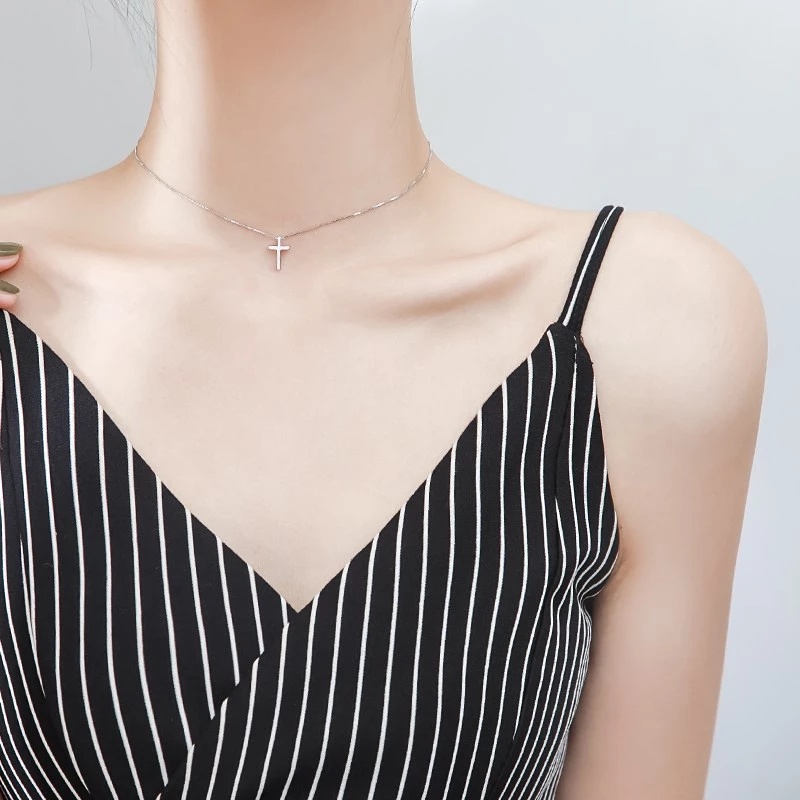 Kalung Rantai Choker Liontin Salib Warna Silver Untuk Wanita