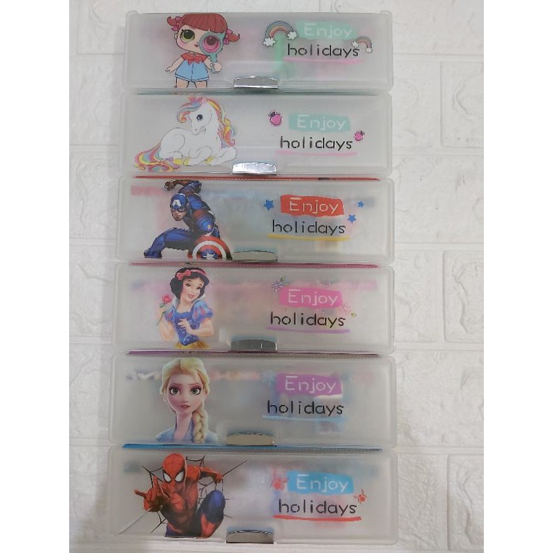 

tempat pensil bening karakter + isi