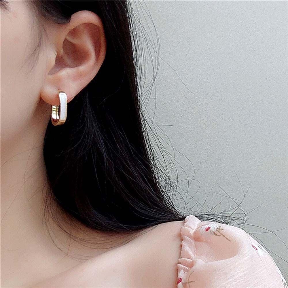 Needway Wanita Anting Hoop Kepribadian Sederhana Perhiasan Fashion Oval Bulat Gadis Stud Earrings