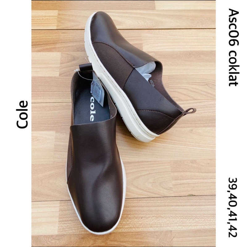 sepatu cole slip on