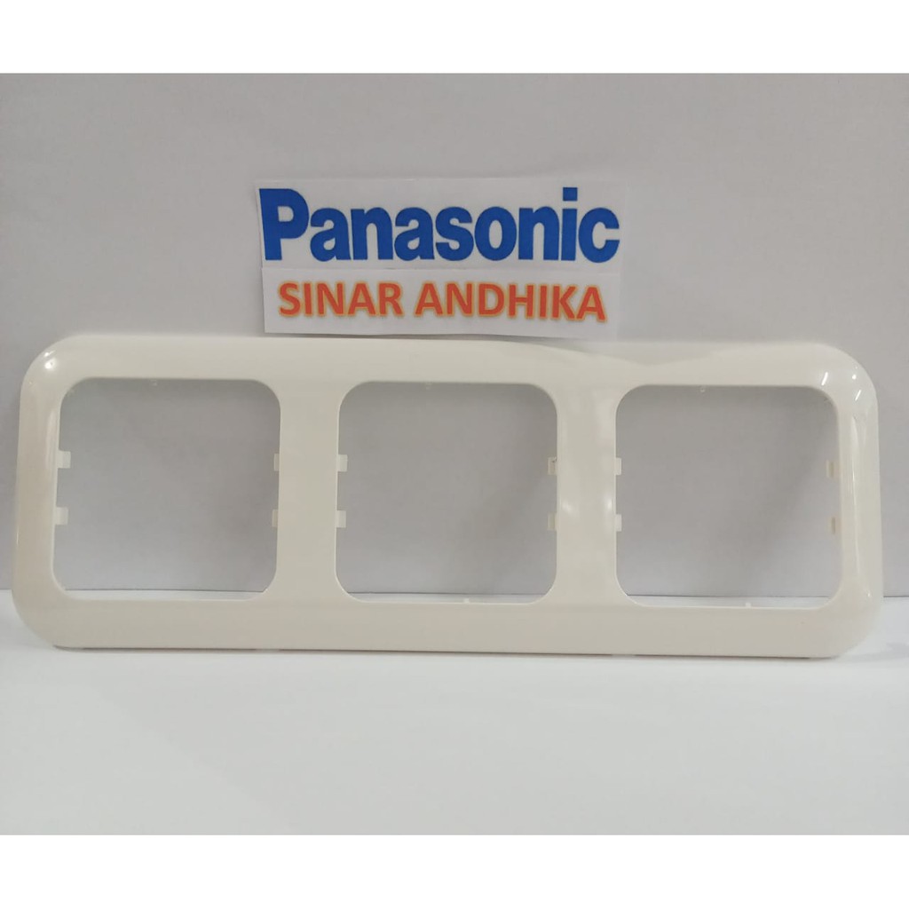 FRAME SAKLAR TRIPLE 3 GANG 6 DEVICE PUTIH PANASONIC WEJ 7823