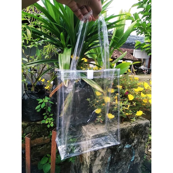 

P. 20 L.10 T.25 Potret TAAS MIKA BENING SOUVENIR Bahan Tebal