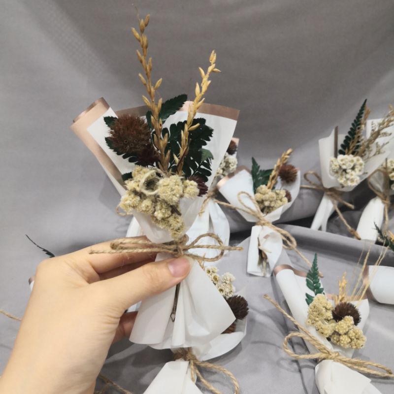 

Mini Edel Bunga Abadi Bouquet