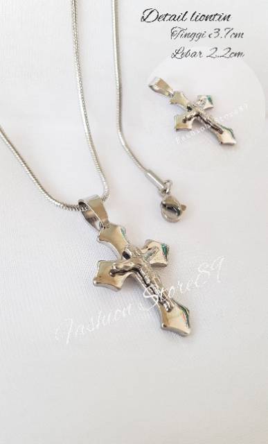 Kalung fashion salib Jesus white import titanium Antikarat Bestseller bestquality