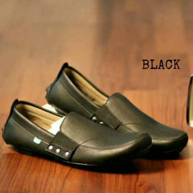 Promoo !!!! Sepatu slip on pria kickers casual slop formal kerja kantor kulit asli santai kuliah