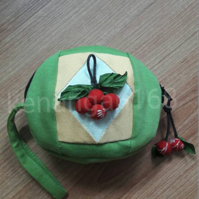 Dompet Kain Kecil Motif Buah Warna Hijau Muda
