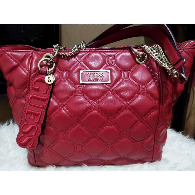 Tas Preloved Guess Warna Merah model Loly