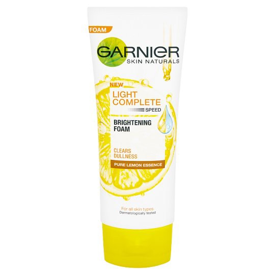 Garnier Light Complete Whitespeed Brightening Scrub/Foam 100 ml