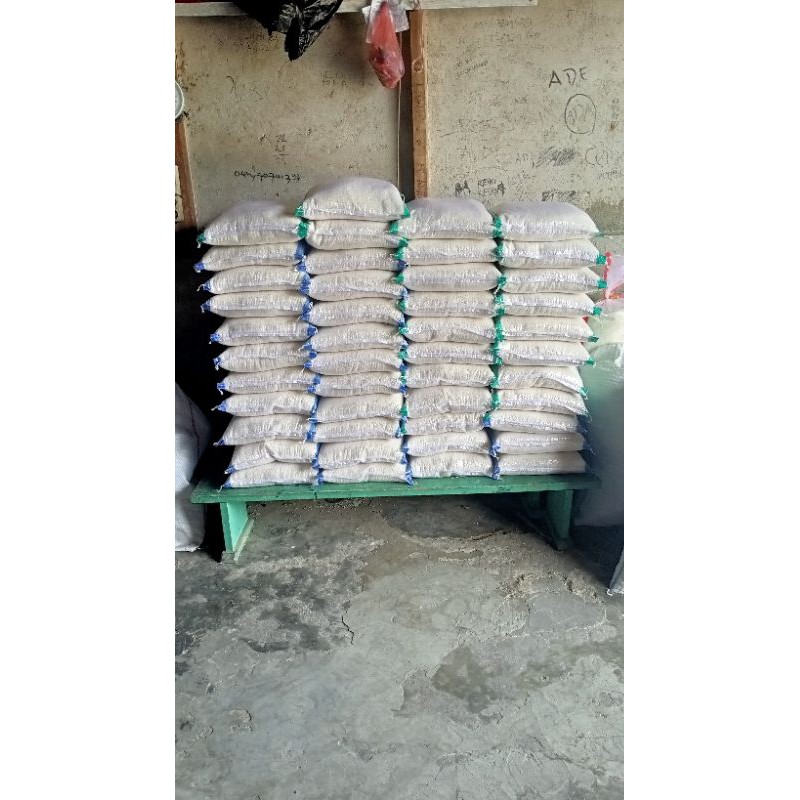 

Beras perak asli padang