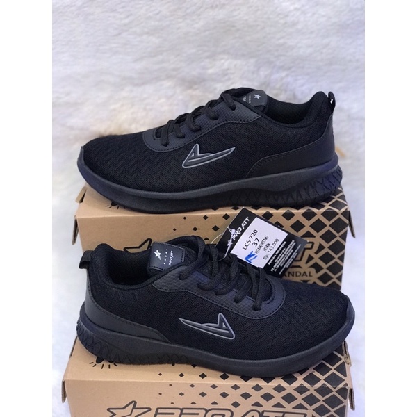 Sepatu sneakers sekolah full black PROATT PA 700 35-44