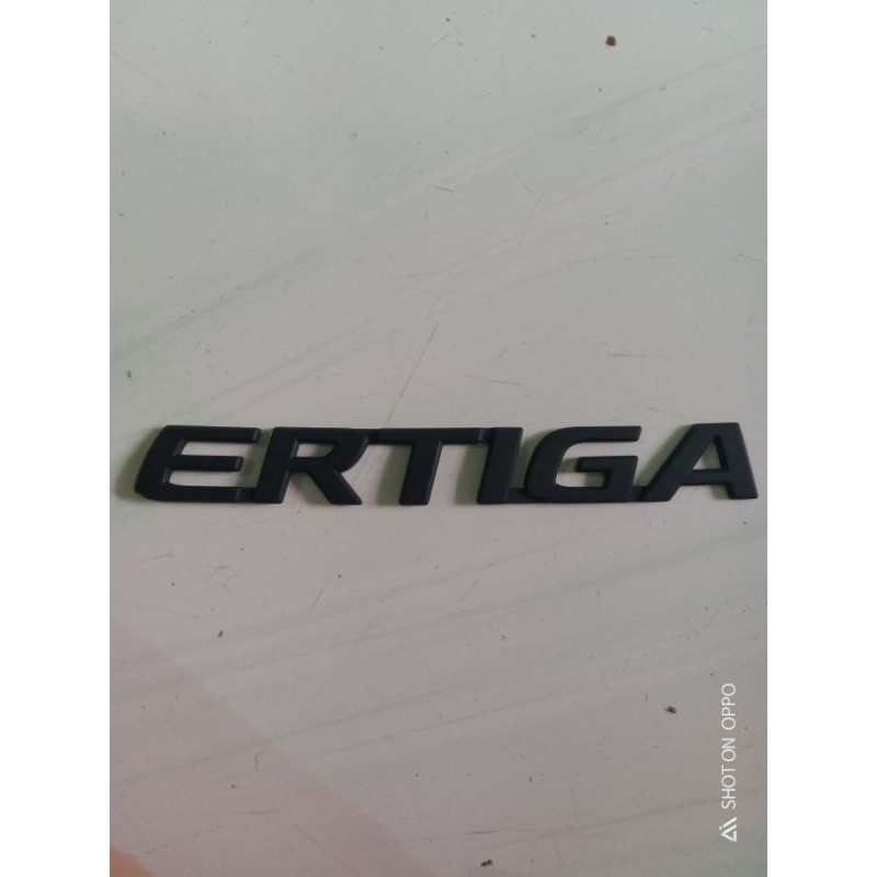 EMBLEM TULISAN ERTIGA logo ertiga hitam doff hitam glossy