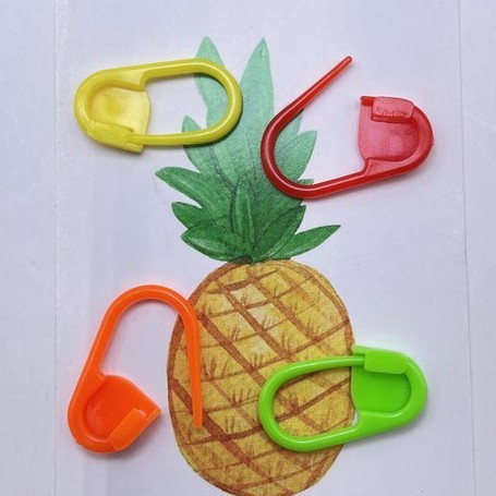 Stitch Marker Bentuk Koma Bahan Besi/Untuk Merajut Crochet Knitting/Penanda Rajutan Warna-Warni/1pc