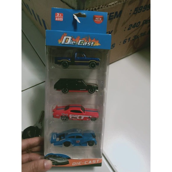 Mainan Die cast mobil hotwell 4 pcs