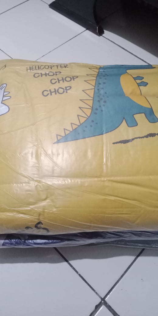 Sprei Set Katun Lokal Premium Kotak Kotak Putih Dan Motif Daun Monstera