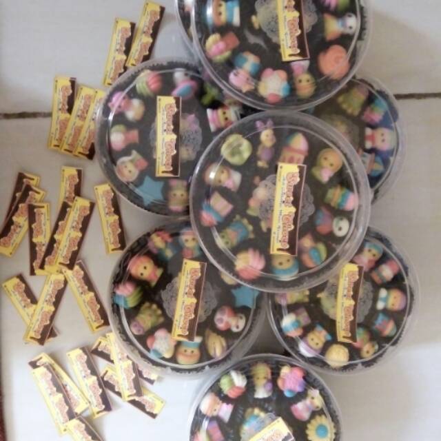 

Coklat karakter campur