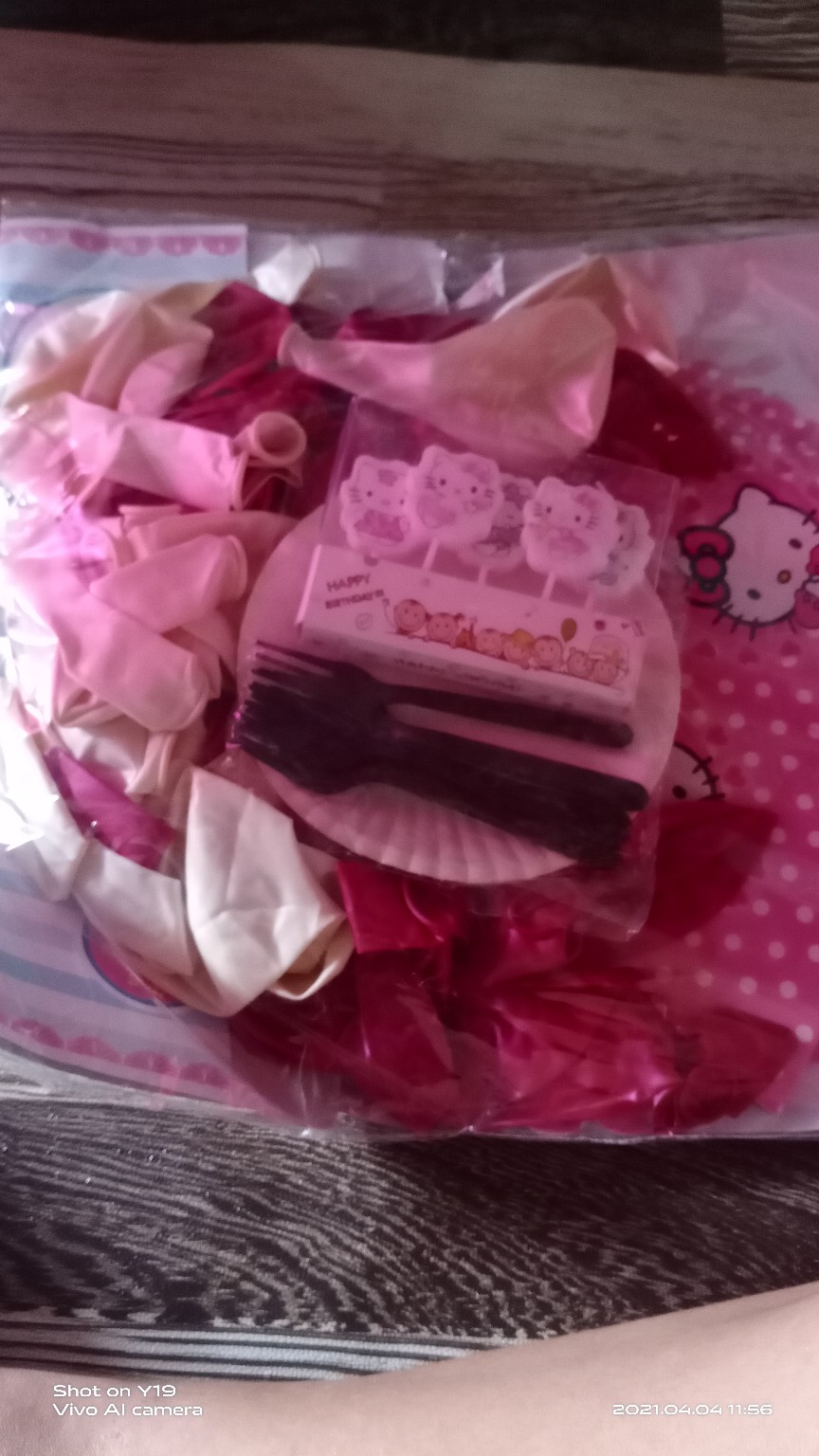 Cake Tier / Standing Cake / Cupcake Stand / Tatakan Cupcake Motif Hello Kitty