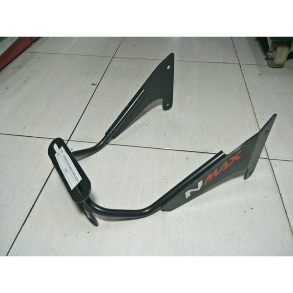 dudukan plat nomor NMAX depan