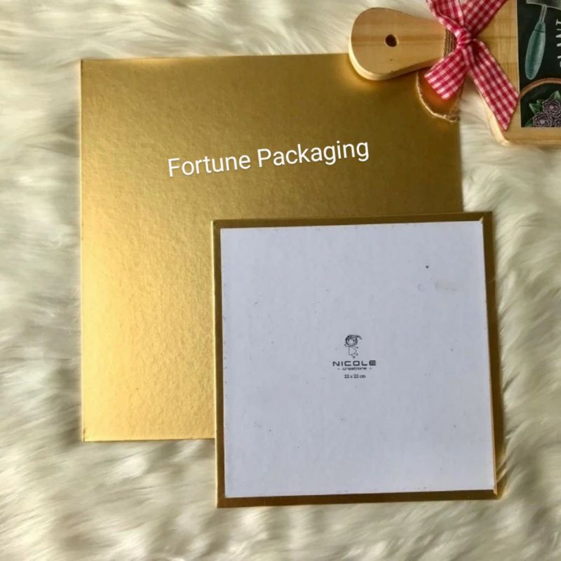 (Isi 10 pcs) Tatakan Kue/Alas Kue Gold Leaf Nicole Ukuran 18x18 20x20 22x22 25x25 30x30