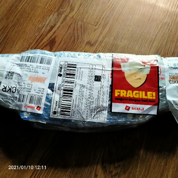 Jemuran Dinding Alumunium Capstok / Cantolan Hanger