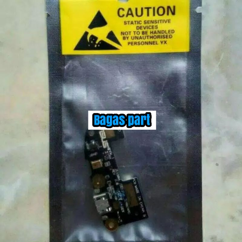 Fleksibel konektor Papan Charger Asus Zenfone 2 5" (ZE551ML) Z00AD