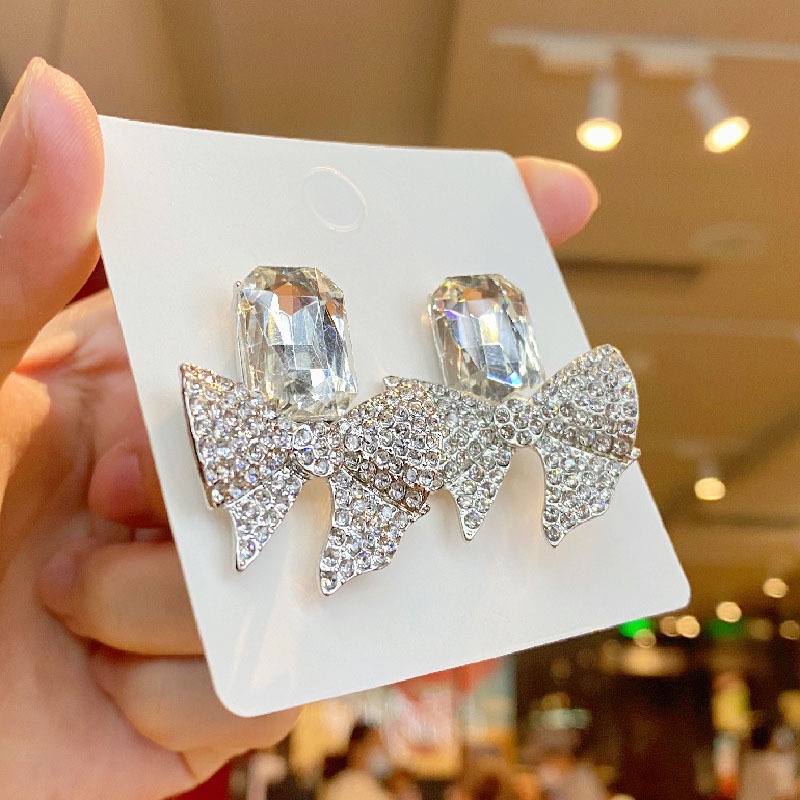 Anting Desain Pita Aksen Berlian Bahan 925 Silver Needle Gaya Eropa Amerika Untuk Wanita