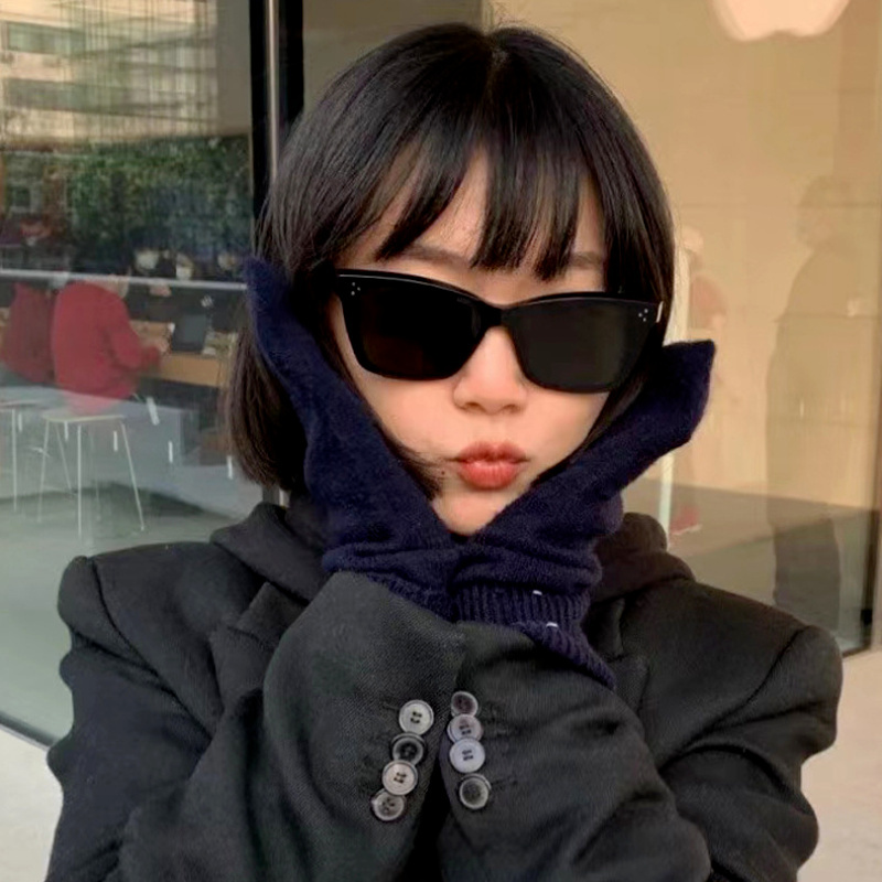 (YUZHU) COD Gaya Korea Retro Cat Eye Sunglasses Untuk Wanita Nuansa Bingkai Kecil Sempit Untuk Wanita