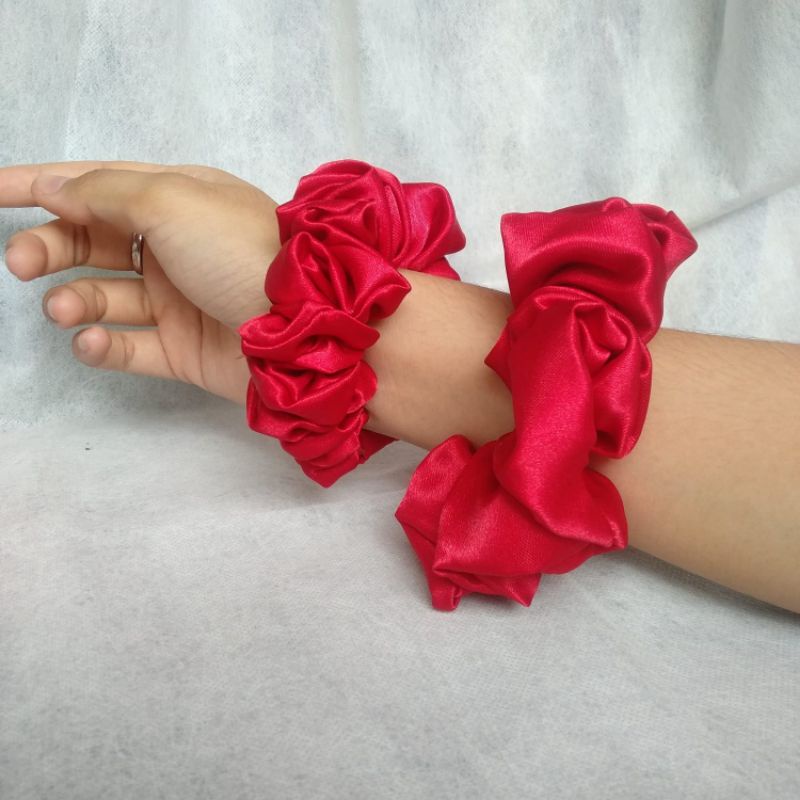 Scrunchies Ikat Rambut Aesthetic