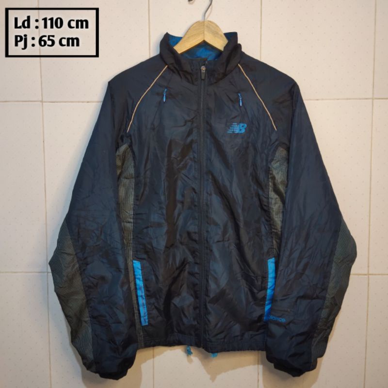 NB NEW BALANCE preloved branded jaket pria wanita cewek cowok thrift pl bekas second jacket outdoor 