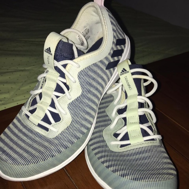 Sepatu Adidas Training (Original)